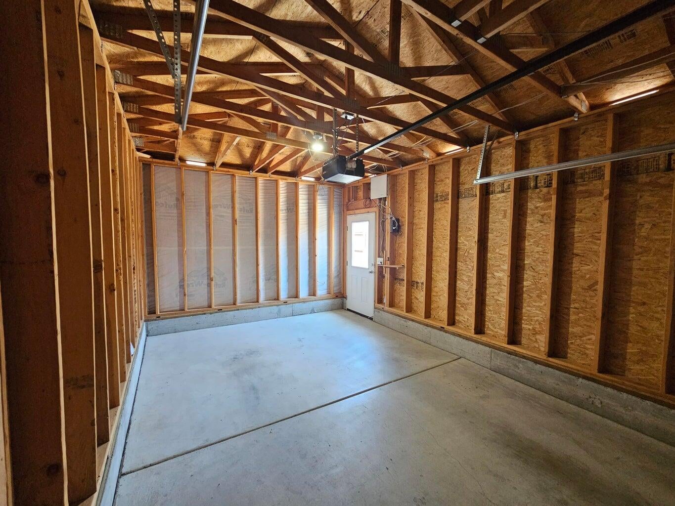 332 Cheney Loop Central Point, OR 97502 - Photo 26 of 27 20230625043726780818000000-o