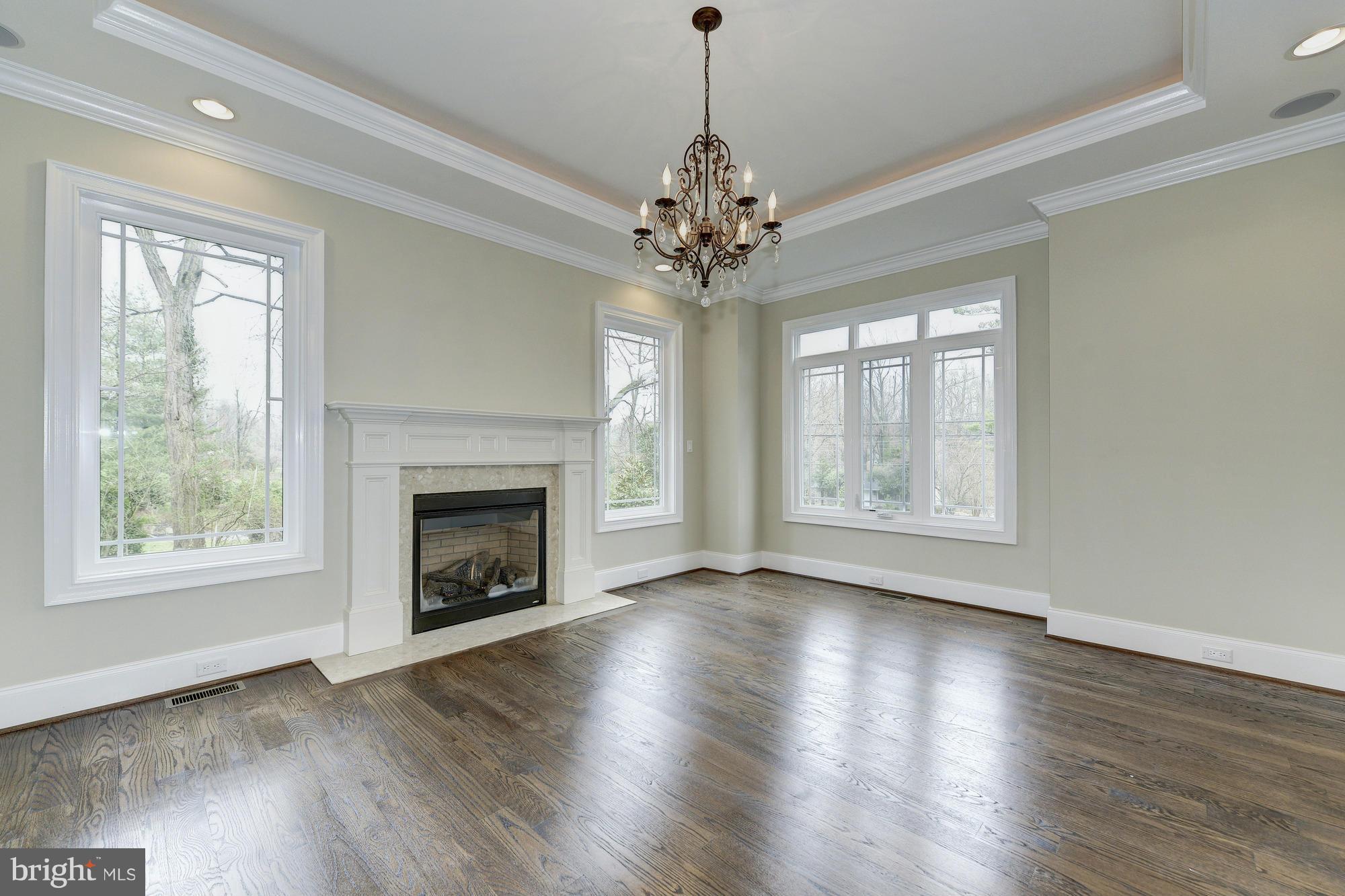 1721 Beulah Road Vienna, VA 22182 - Photo 4 of 30 Living Room