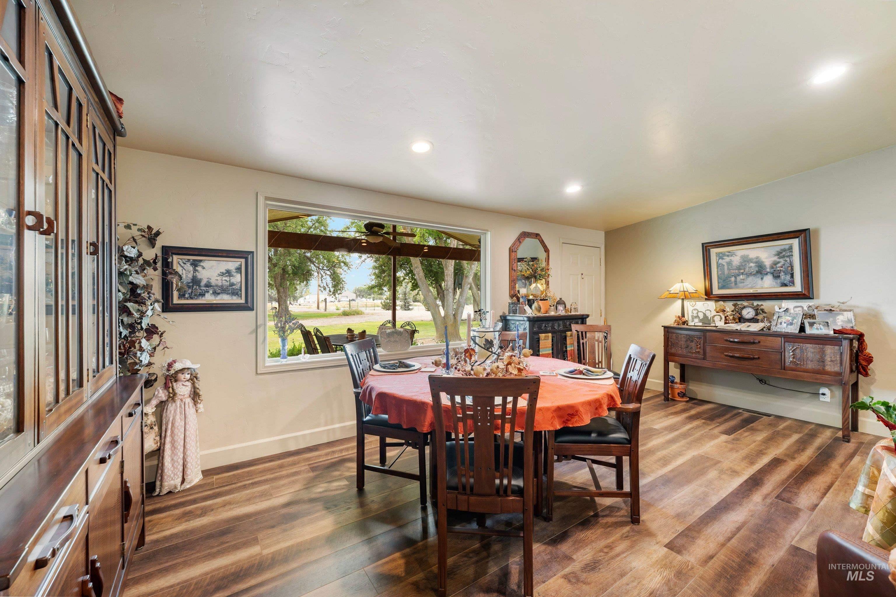 2370 West Lake Hazel Road Meridian, ID 83642 - Photo 14 of 49 Gallery Image 14