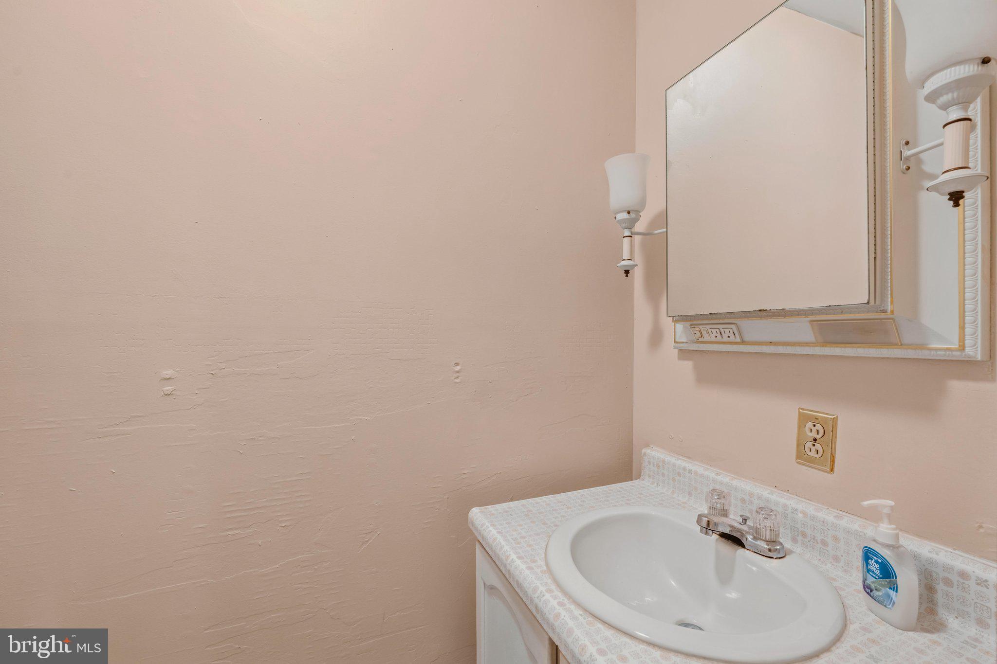 381 Grove Heights Road Berkeley Springs, WV 25411 - Photo 15 of 48 Half Bath