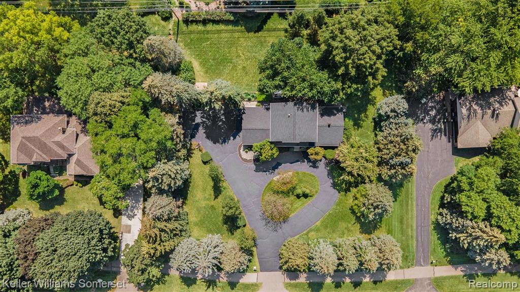 2931 West Avon Road Rochester Hills, MI 48309 - Photo 9 of 49