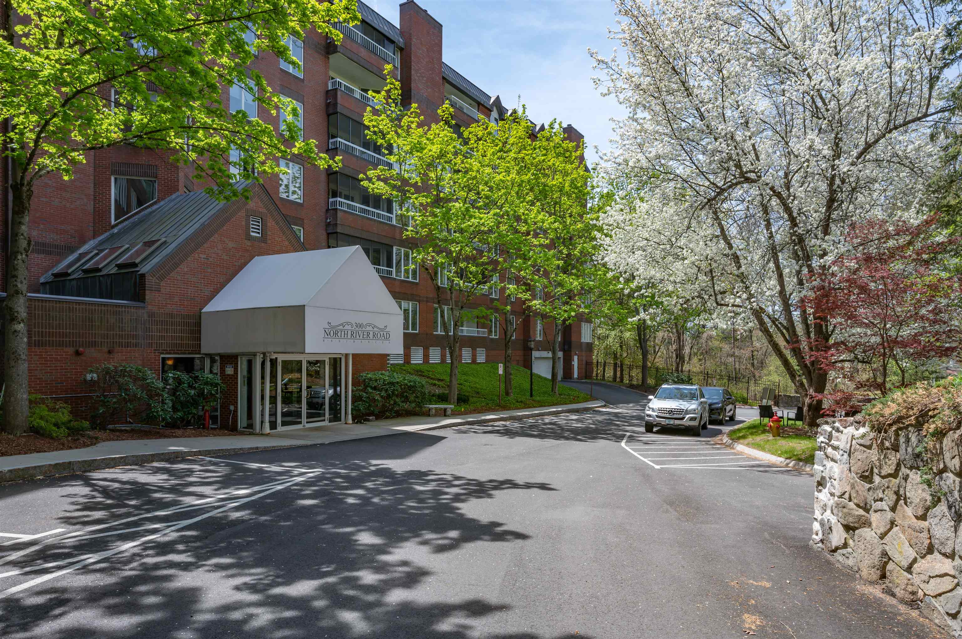 300 River Road, Unit 501 Manchester, NH 03104 - Photo 55 of 59