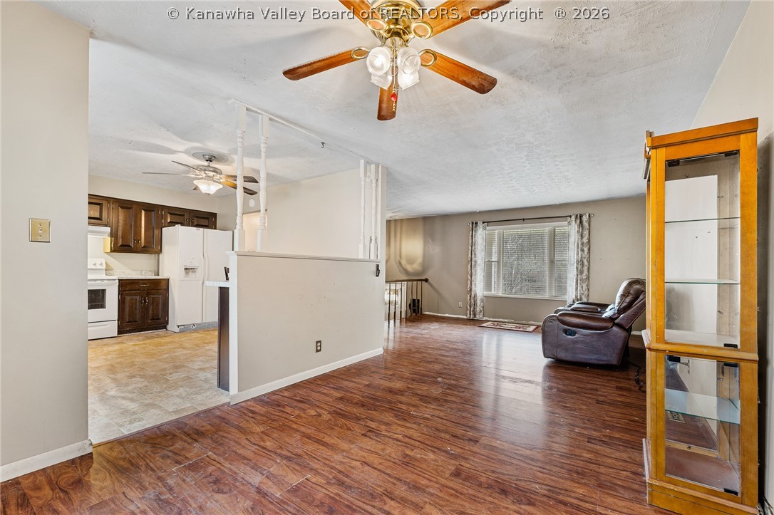 827 Dairy Road Poca, WV 25159 - Photo 7 of 31 Gallery Image 7