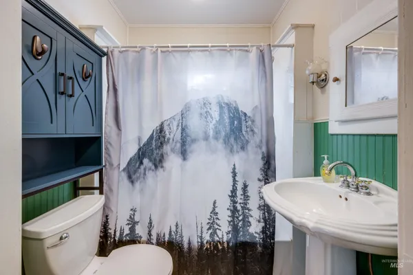 $245,000 | 415 South Pine Street, Troy, ID 83871