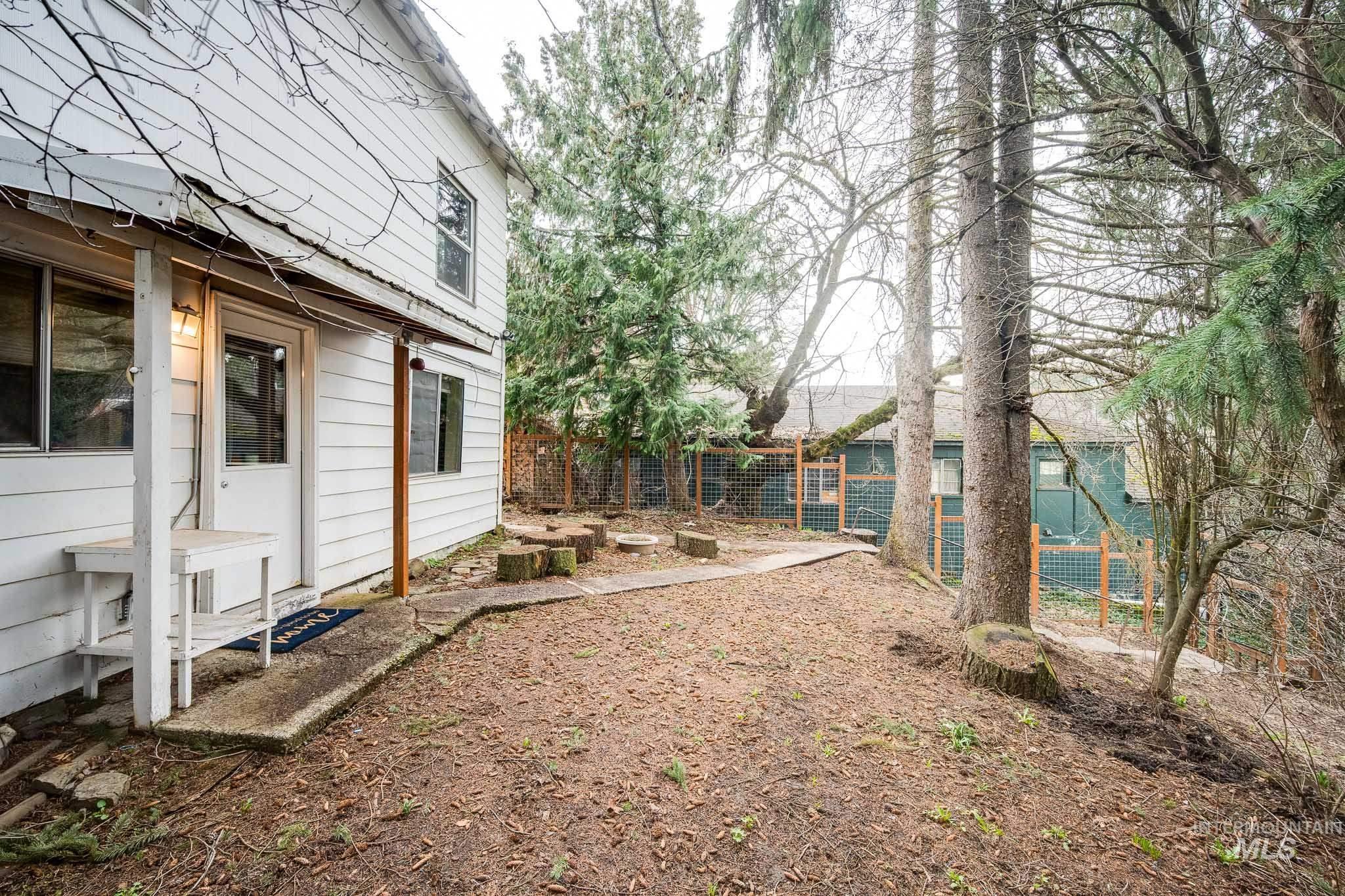 415 South Pine Street Troy, ID 83871 - Photo 22 of 45