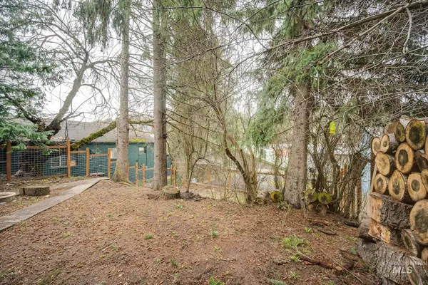 $245,000 | 415 South Pine Street, Troy, ID 83871