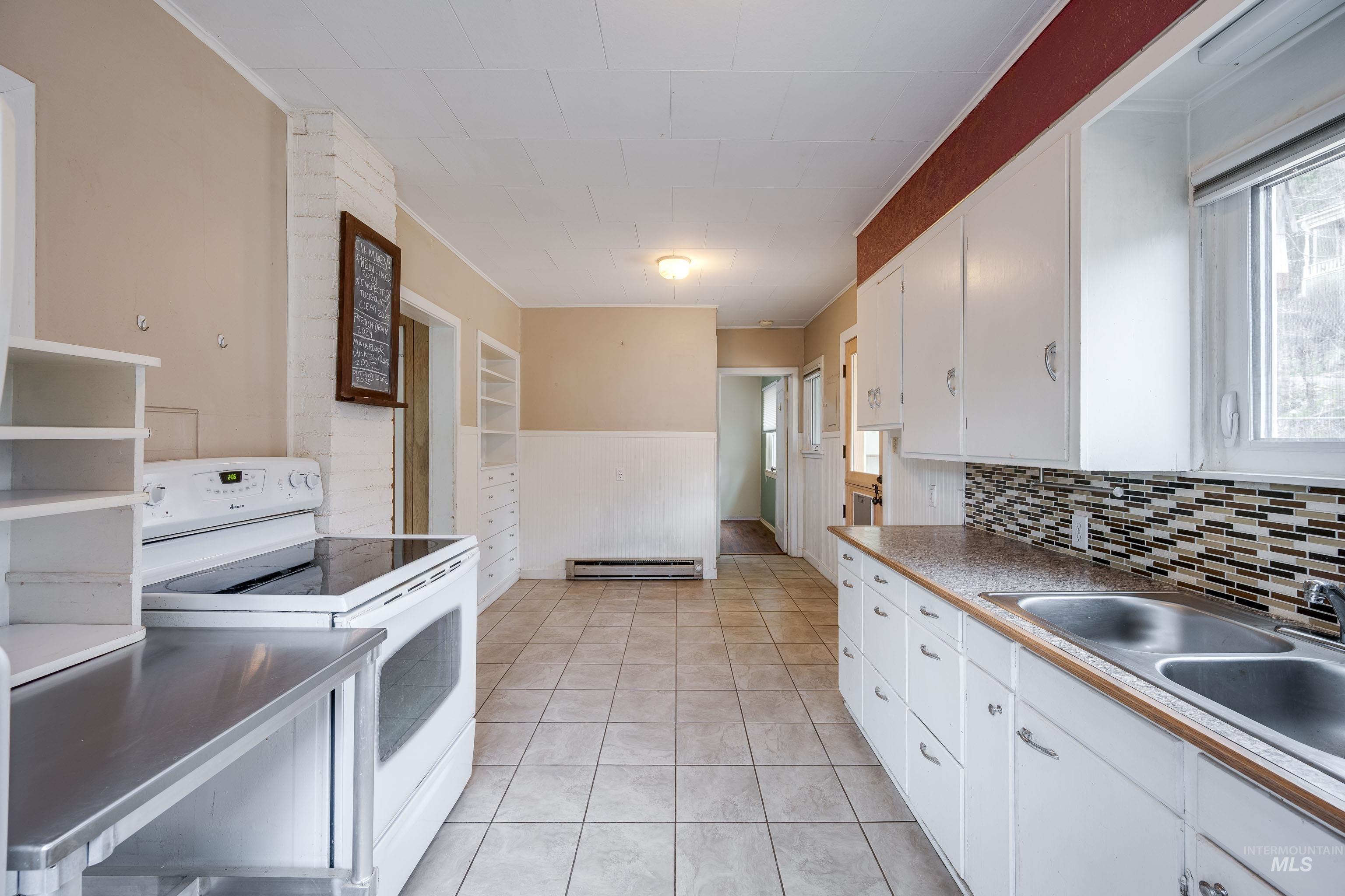 415 South Pine Street Troy, ID 83871 - Photo 8 of 45