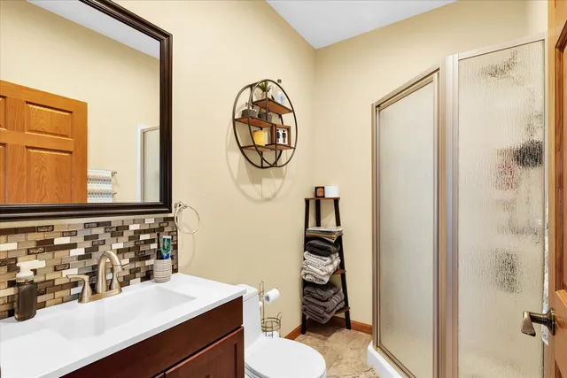 $442,195 | 725 North Maple Street, Paxton, IL 60957