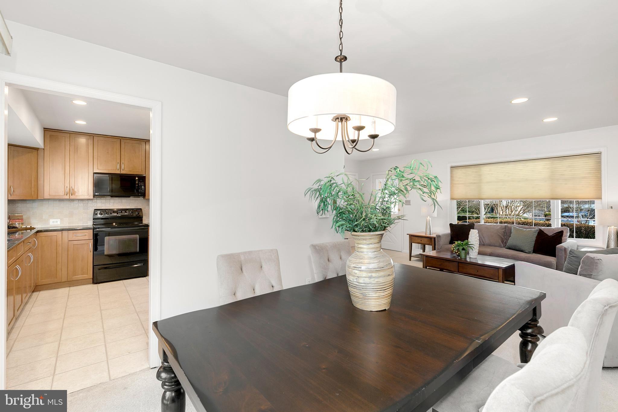 2187 Stratton Drive Potomac, MD 20854 - Photo 17 of 31 Gallery Image 17