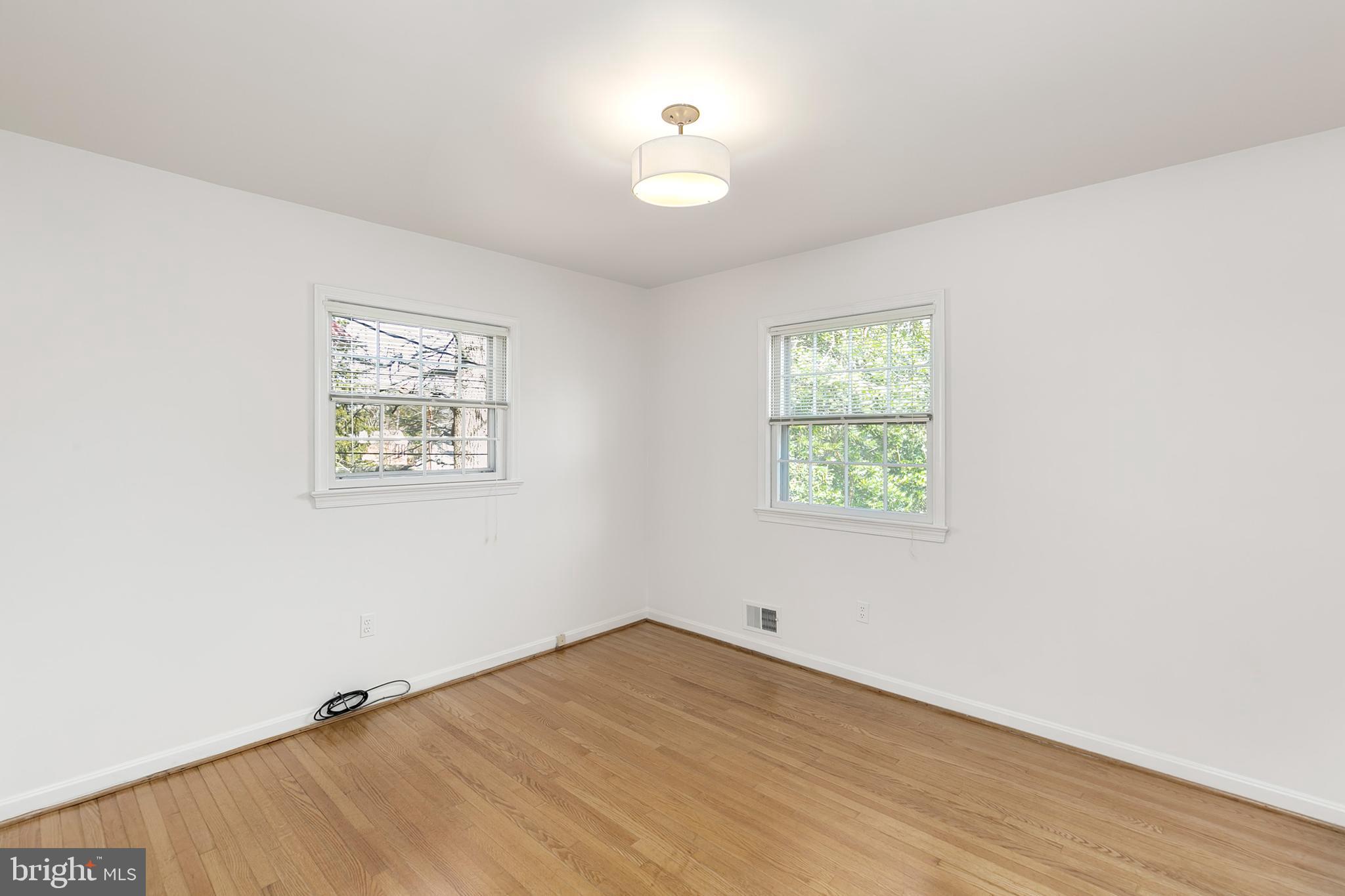 2187 Stratton Drive Potomac, MD 20854 - Photo 24 of 31 Gallery Image 24