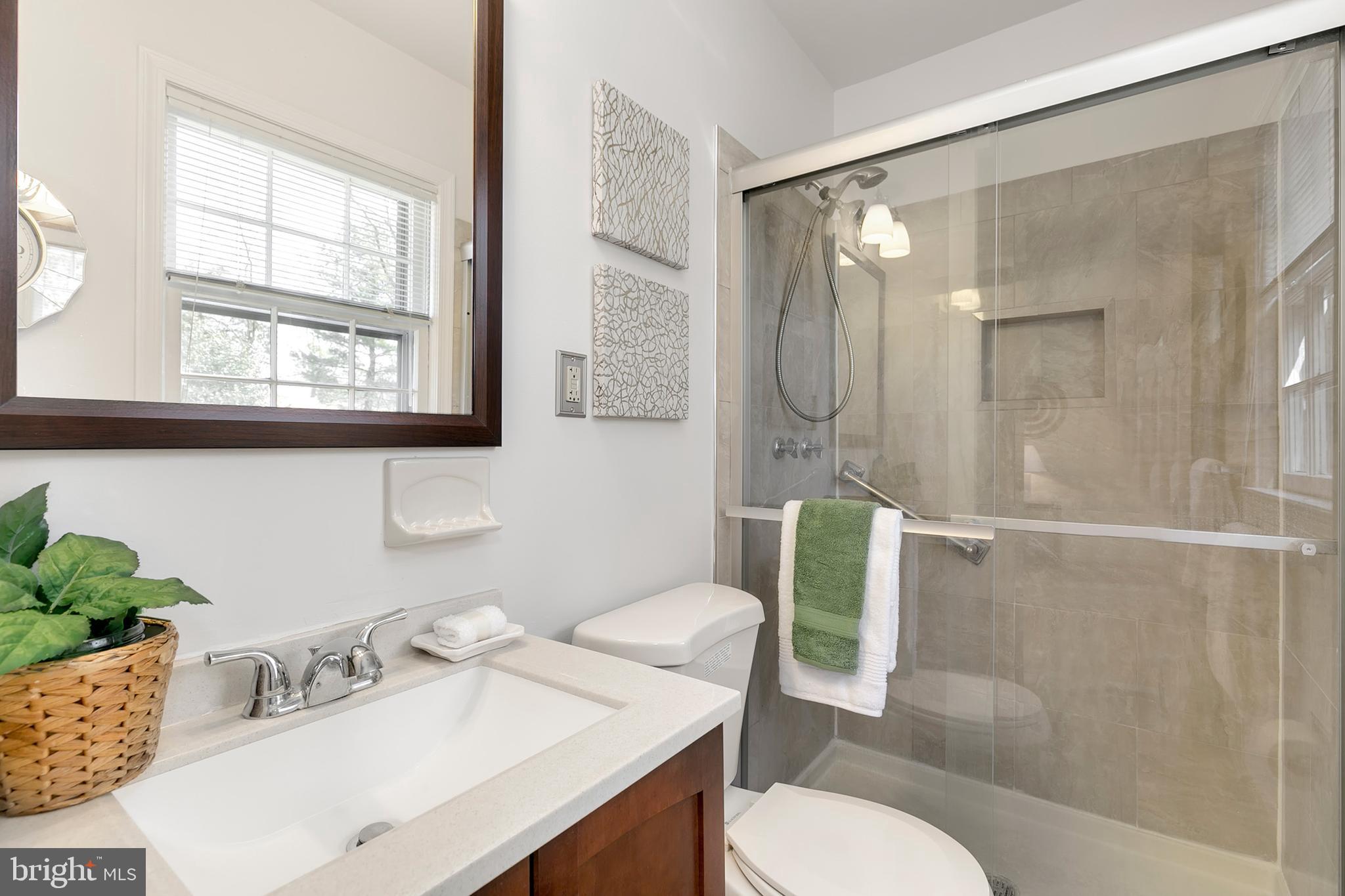 2187 Stratton Drive Potomac, MD 20854 - Photo 29 of 31 Gallery Image 29