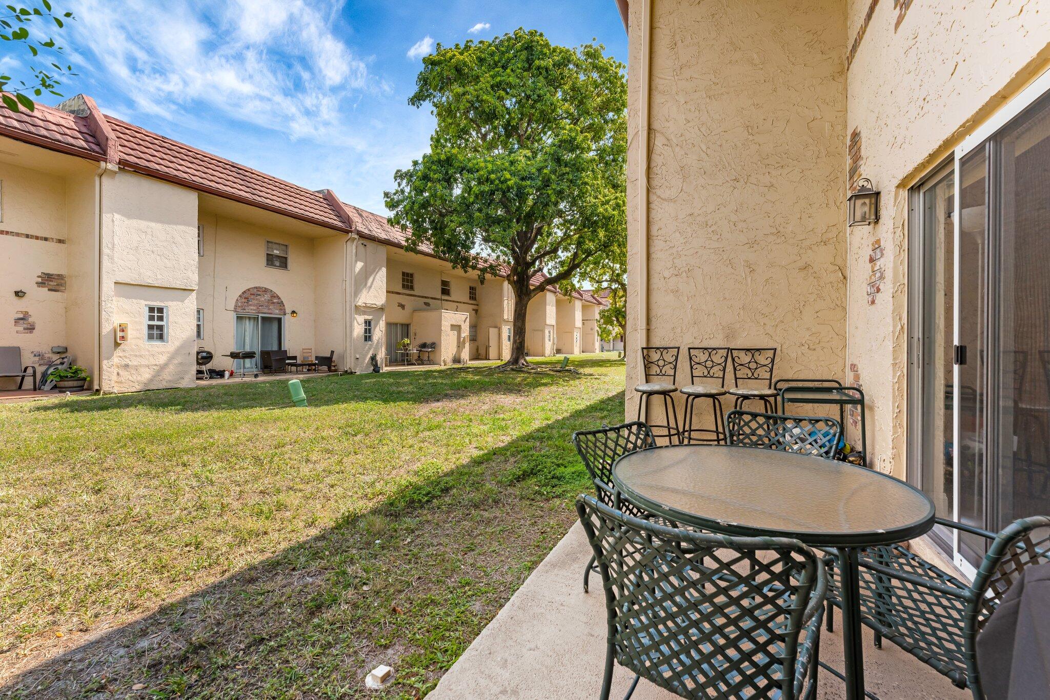 3058 Riverside Drive, Unit D7 Coral Springs, FL 33065 - Photo 27 of 32 30-web-or-mls-DSC03610