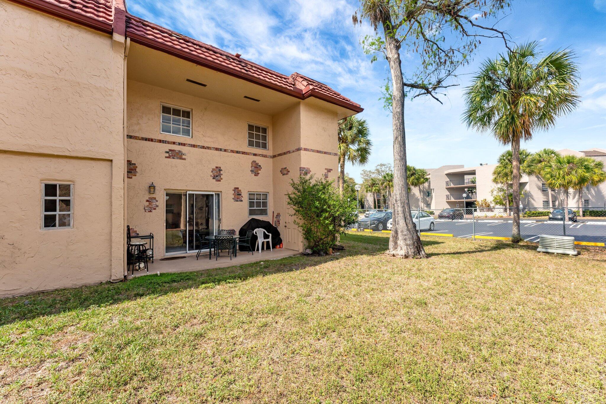 3058 Riverside Drive, Unit D7 Coral Springs, FL 33065 - Photo 29 of 32 33-web-or-mls-DSC03630