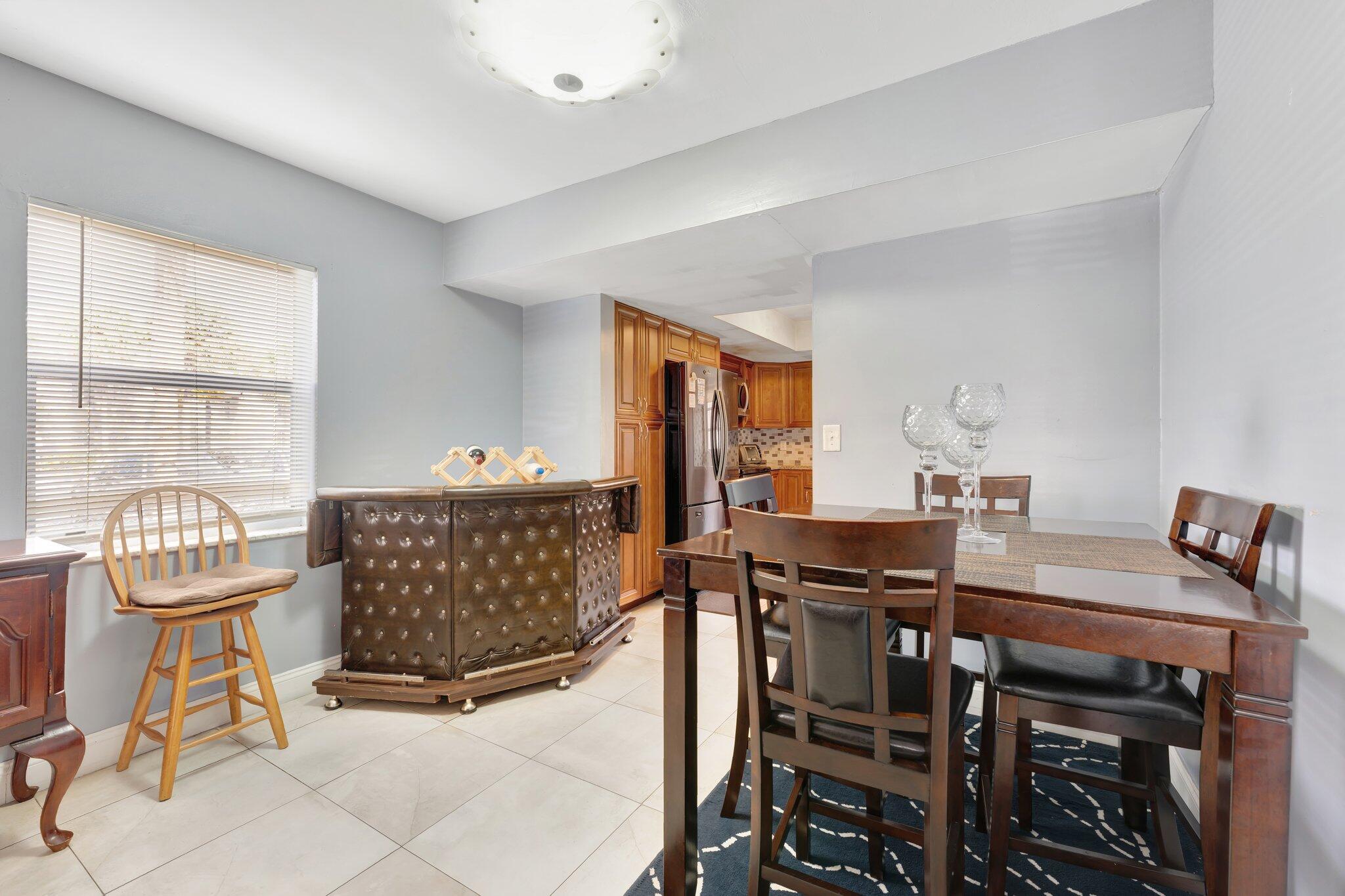 3058 Riverside Drive, Unit D7 Coral Springs, FL 33065 - Photo 7 of 32 10-web-or-mls-DSC03575