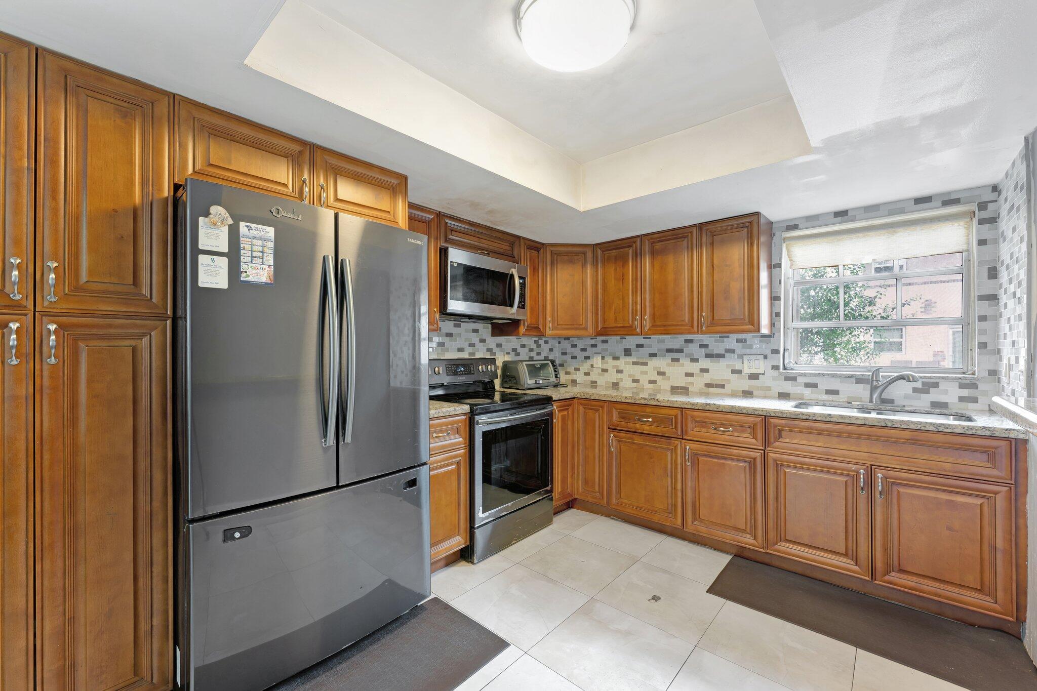 3058 Riverside Drive, Unit D7 Coral Springs, FL 33065 - Photo 10 of 32 13-web-or-mls-DSC03590