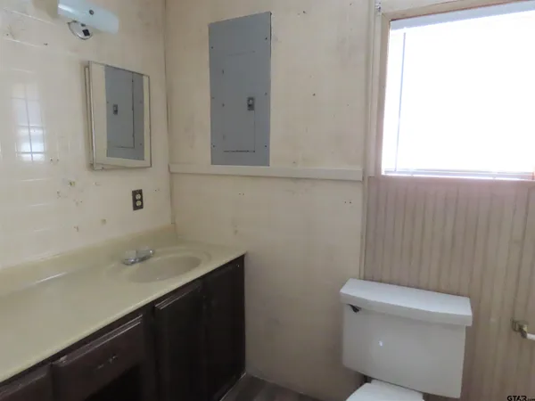 $1,100 | 15227 County Road 1134, Tyler, TX 75709