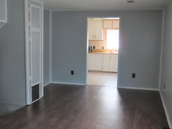 $1,100 | 15227 County Road 1134, Tyler, TX 75709