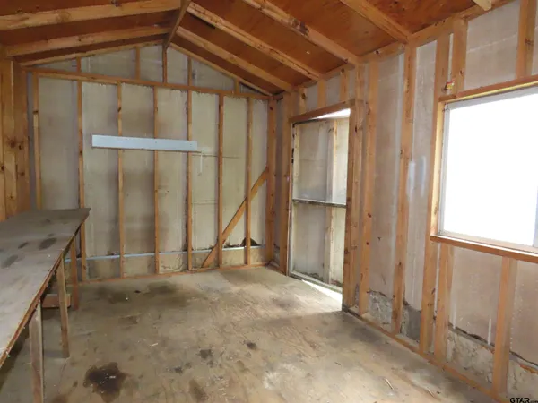 $1,100 | 15227 County Road 1134, Tyler, TX 75709