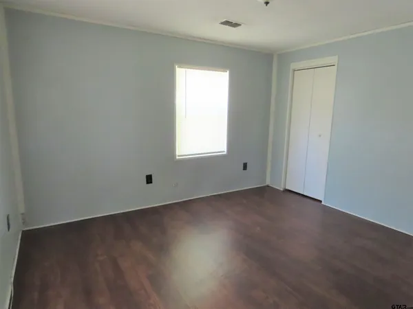 $1,100 | 15227 County Road 1134, Tyler, TX 75709