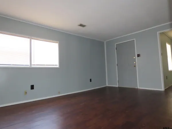 $1,100 | 15227 County Road 1134, Tyler, TX 75709