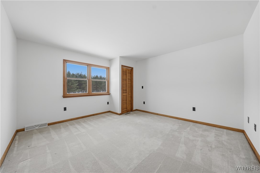 203 Siebert Road Lancaster, NY 14086 - Photo 24 of 48