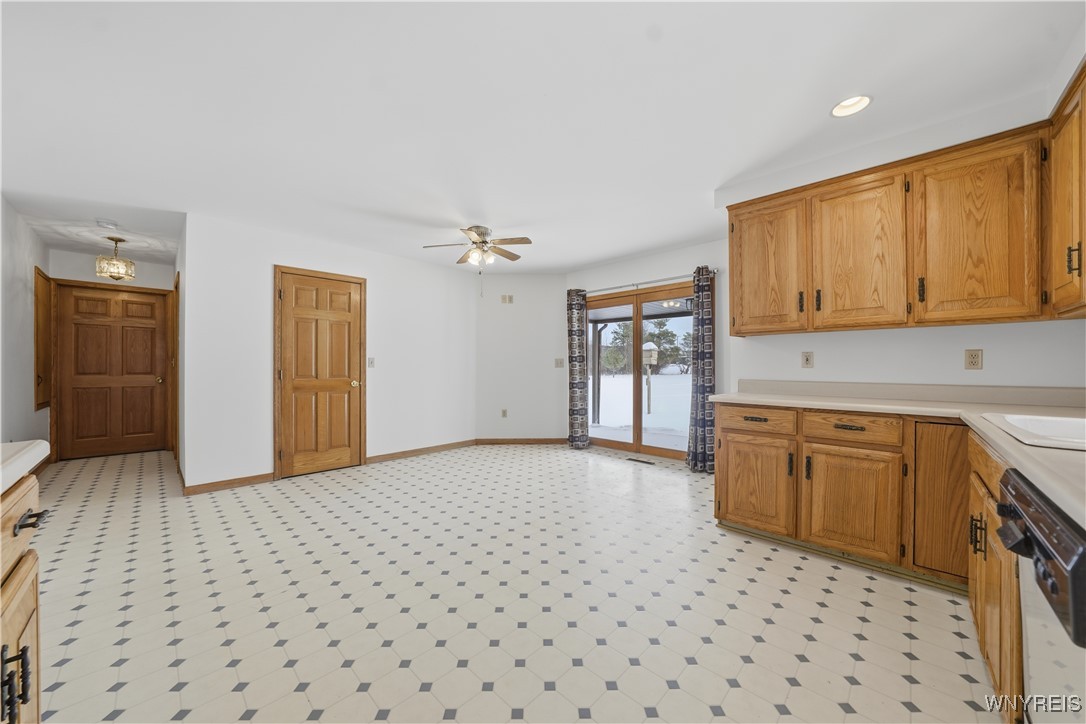 203 Siebert Road Lancaster, NY 14086 - Photo 5 of 48