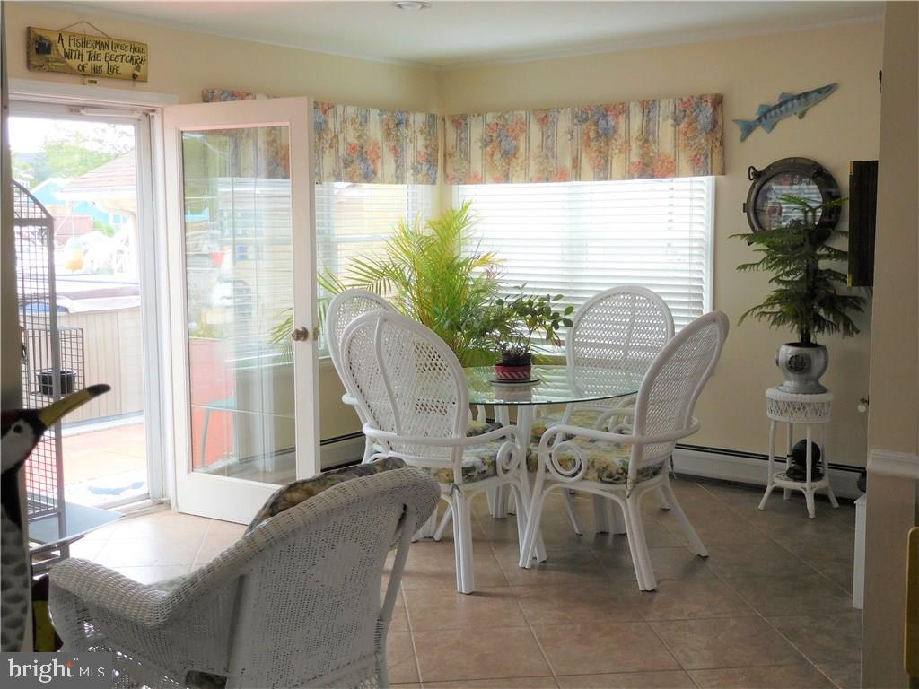 112 Cayuga Road Barnegat, NJ 08005 - Photo 11 of 31 Gallery Image 11