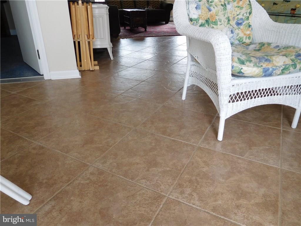 112 Cayuga Road Barnegat, NJ 08005 - Photo 12 of 31 Gallery Image 12