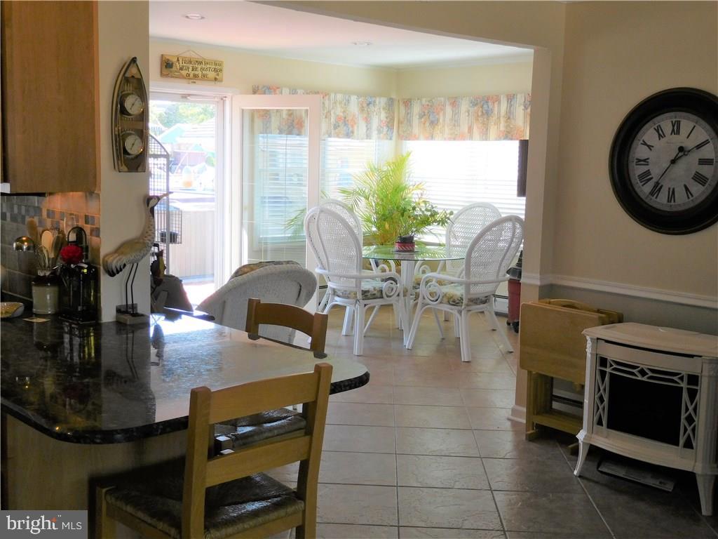 112 Cayuga Road Barnegat, NJ 08005 - Photo 10 of 31 Gallery Image 10