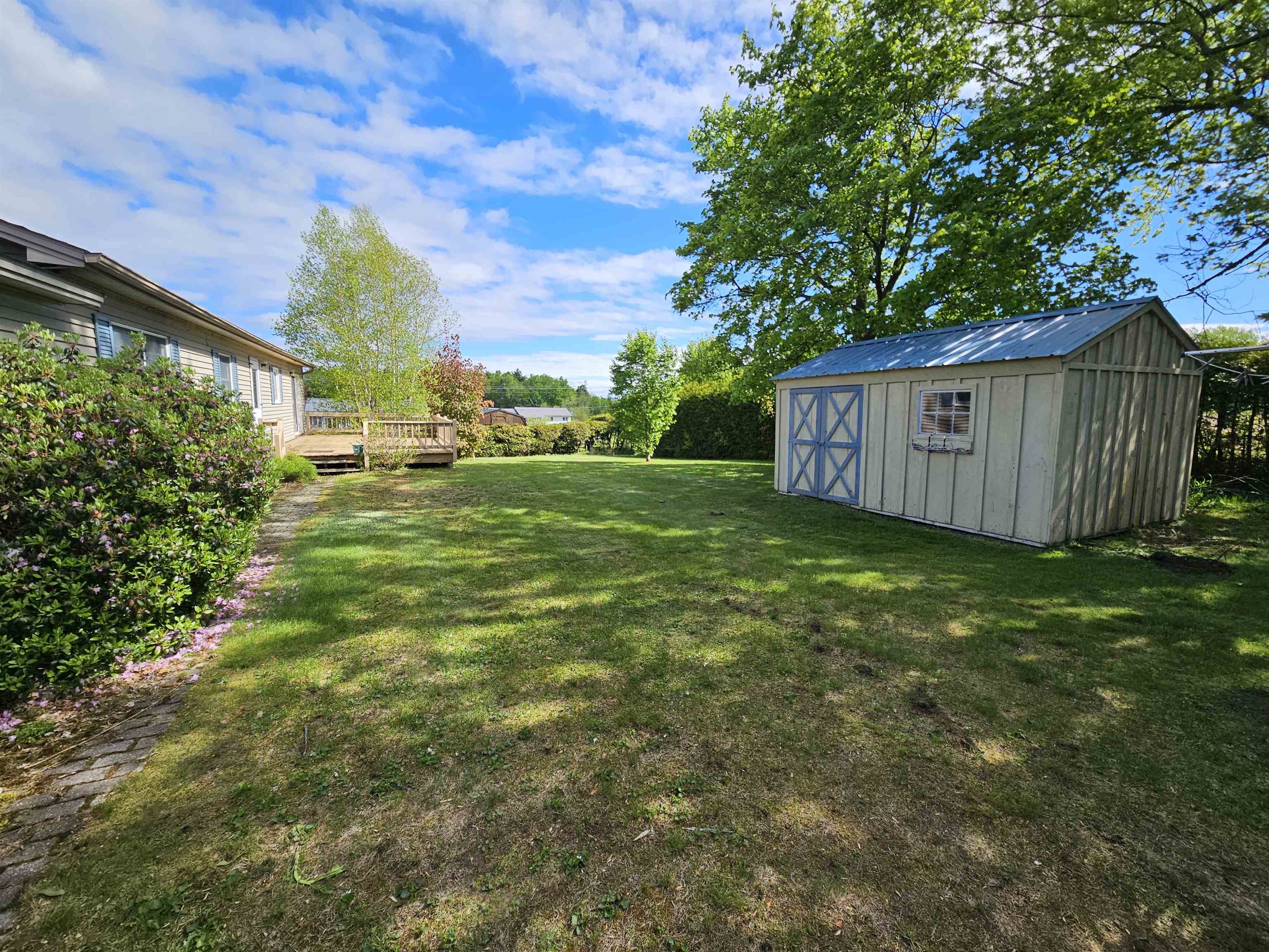 53 Mountainview Drive Derby, VT 05830 - Photo 5 of 26