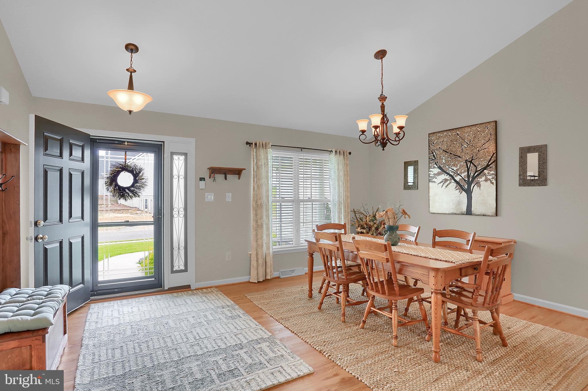 740 Ripple Drive Hanover, PA 17331 - Photo 4 of 40 Entry and Dining Area