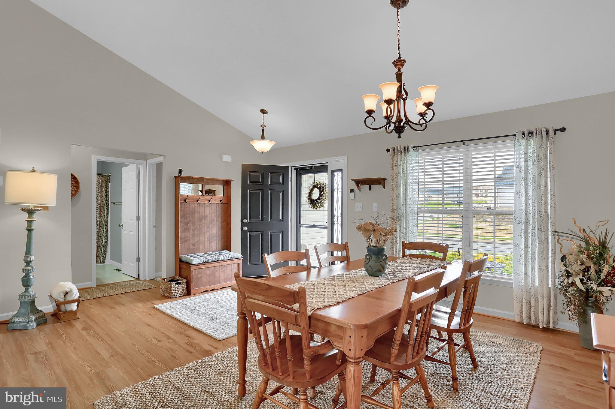 740 Ripple Drive Hanover, PA 17331 - Photo 5 of 40 Dining Area & Entry