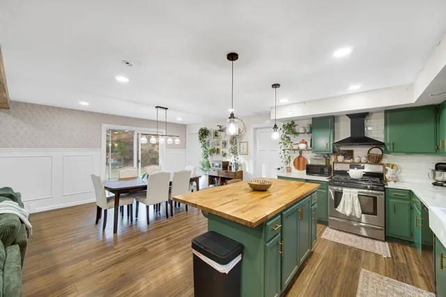 $255,500 | 6915 South 375 West, North Judson, IN 46366