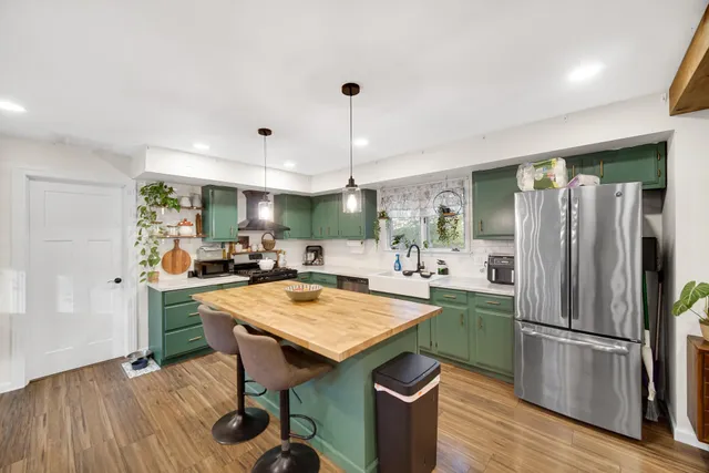 $255,500 | 6915 South 375 West, North Judson, IN 46366