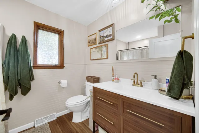 $255,500 | 6915 South 375 West, North Judson, IN 46366