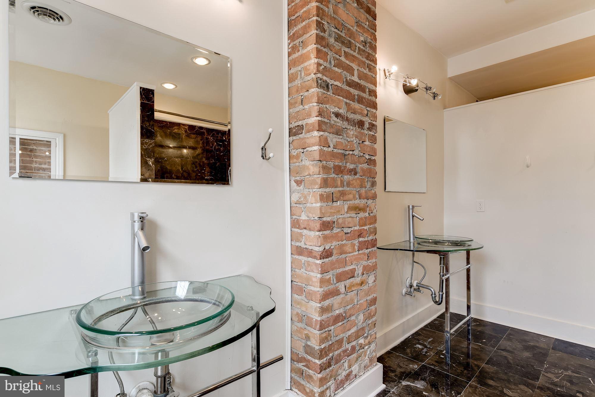 21 North Duncan Street Baltimore, MD 21231 - Photo 12 of 18 Master Bath