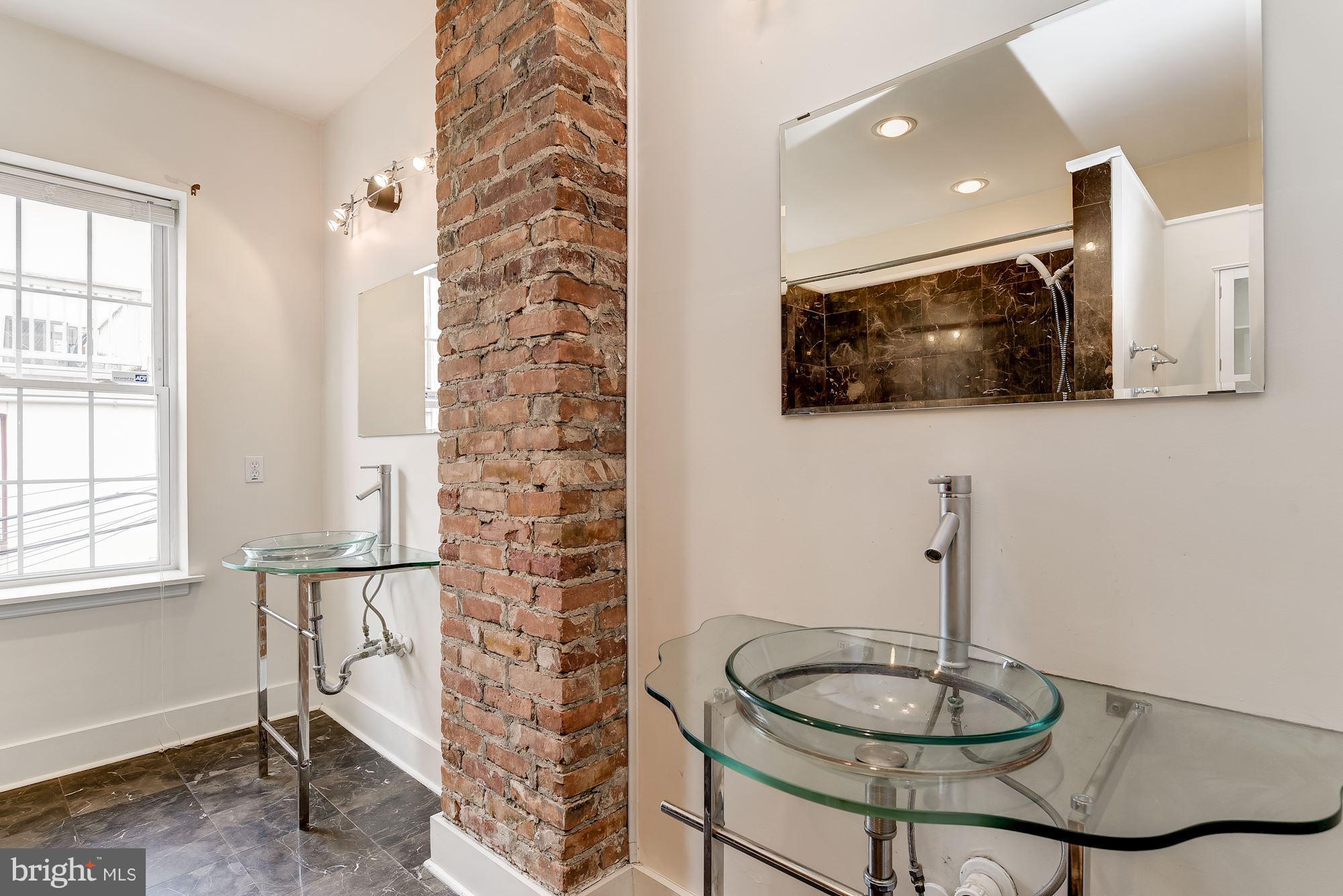 21 North Duncan Street Baltimore, MD 21231 - Photo 14 of 18 Master Bath