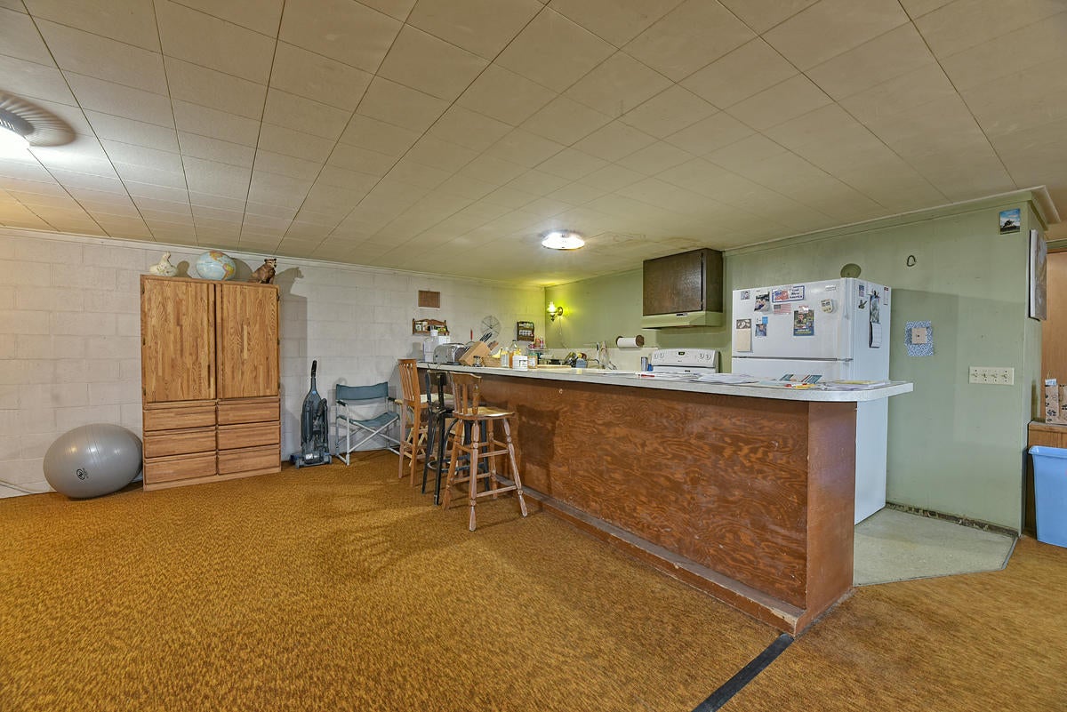 3600 North Foothill Road Medford, OR 97504 - Photo 6 of 31 6