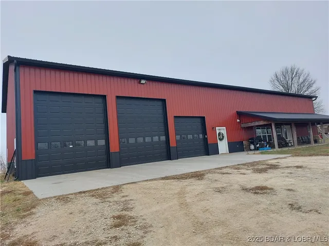 $1,100,000 | 6565-6567 Jay Bird Road, Florence, MO 65329