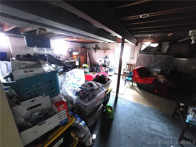 $1,100,000 | 6565-6567 Jay Bird Road, Florence, MO 65329