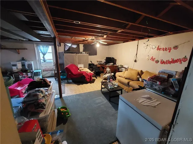 $1,100,000 | 6565-6567 Jay Bird Road, Florence, MO 65329