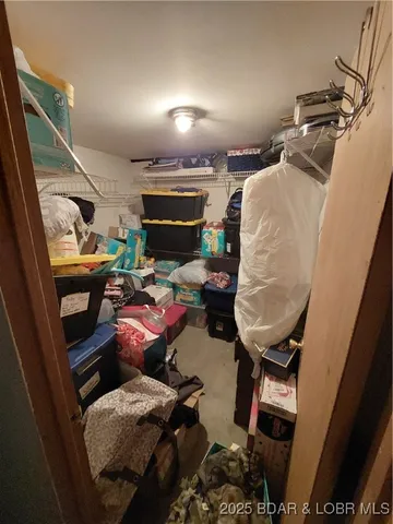 $1,100,000 | 6565-6567 Jay Bird Road, Florence, MO 65329