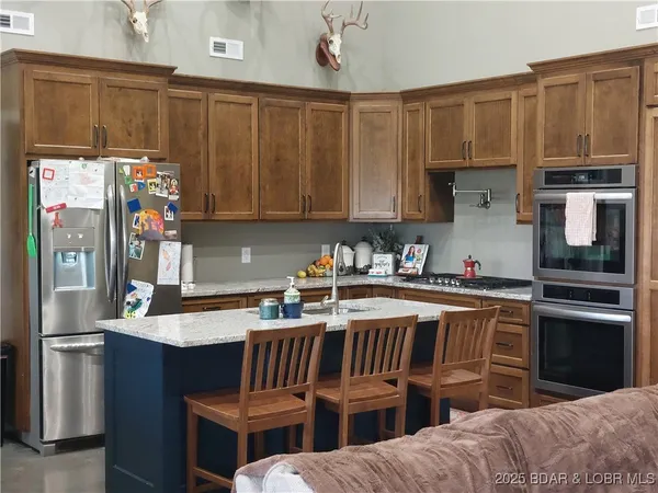 $1,100,000 | 6565-6567 Jay Bird Road, Florence, MO 65329