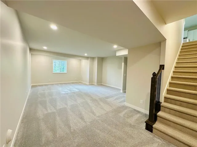 $499,999 | 110 Woodland Avenue, Lone Jack, MO 64070