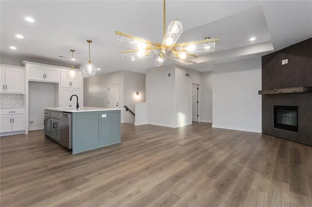 $479,900 | 110 Woodland Avenue, Lone Jack, MO 64070