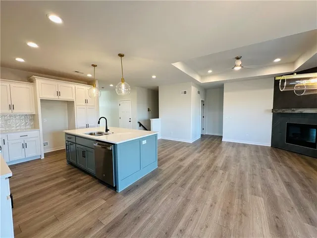 $499,999 | 110 Woodland Avenue, Lone Jack, MO 64070