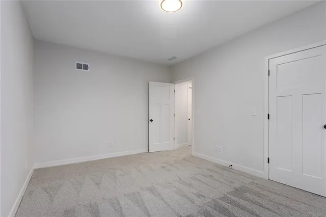 $479,900 | 110 Woodland Avenue, Lone Jack, MO 64070