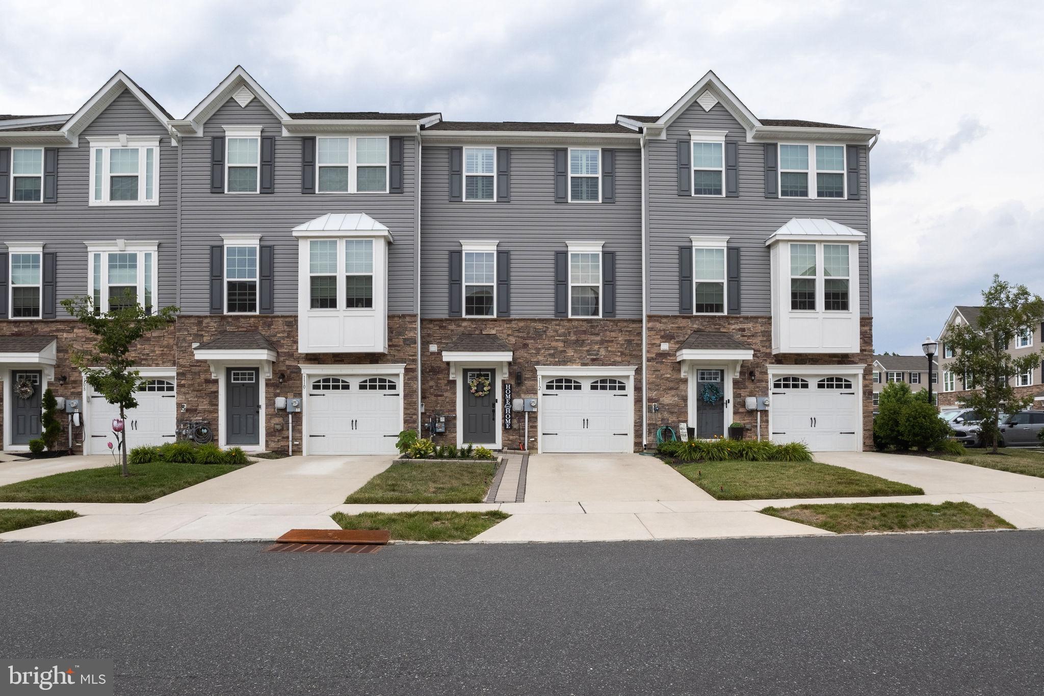 112 Pinnacle Place Sewell, NJ 08080 - Photo 1 of 36