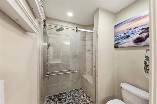 a view of entryway with interior