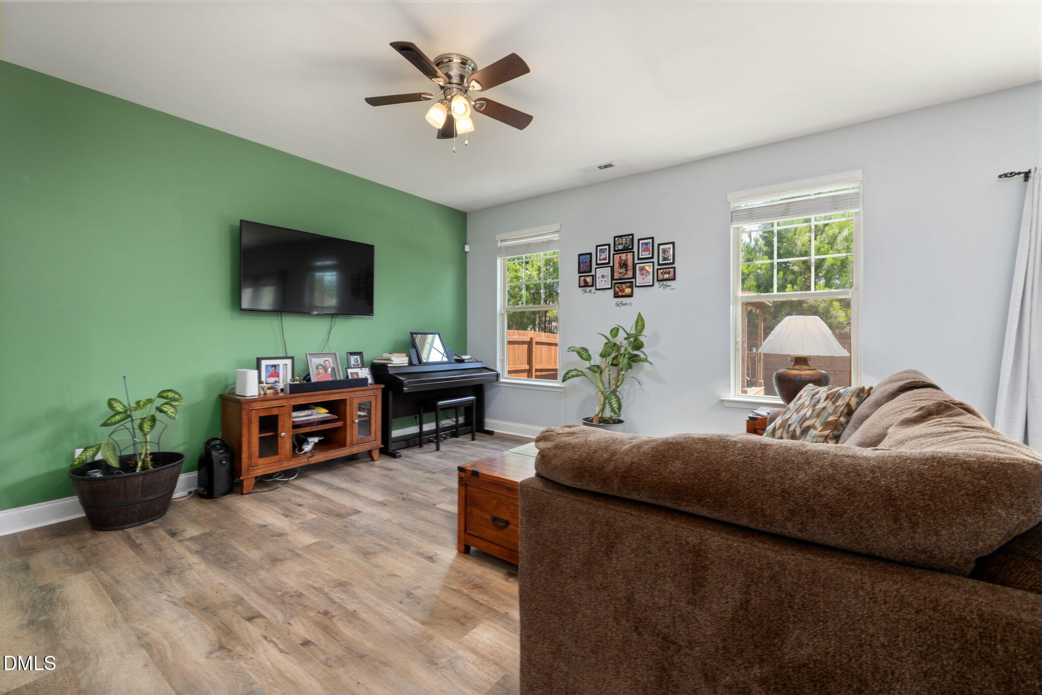 3325 Snowberry Drive Raleigh, NC 27610 - Photo 15 of 40 living room
